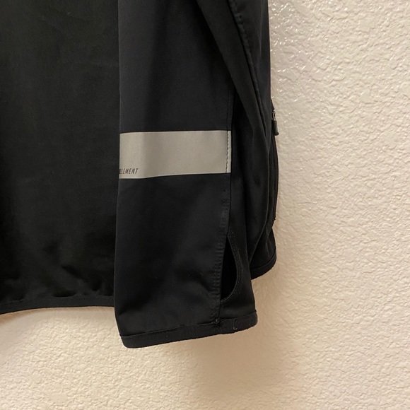 Nike jacket - Picture 3 of 3